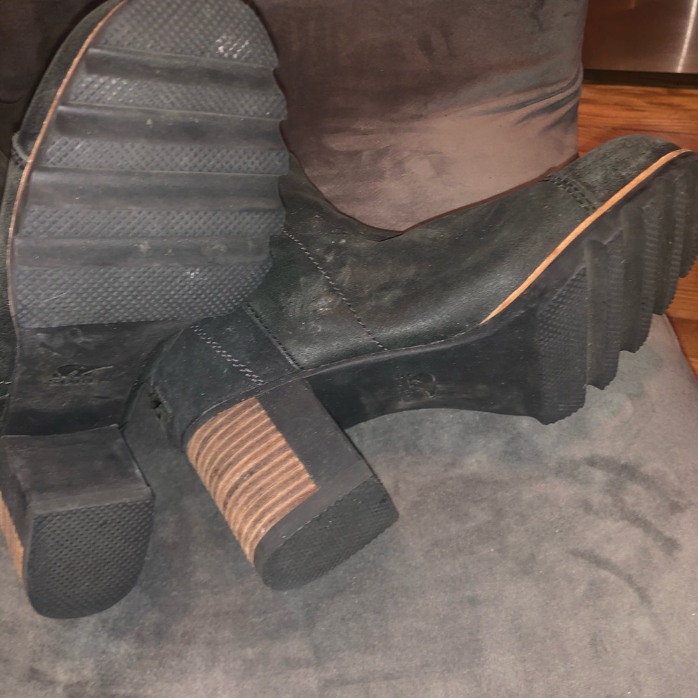 Sorel tall boots